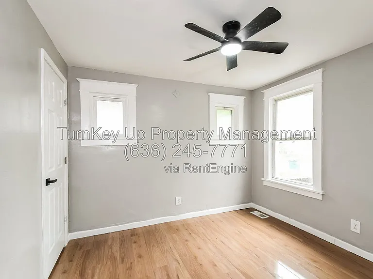 3518 Maywood Ave — Photo 9