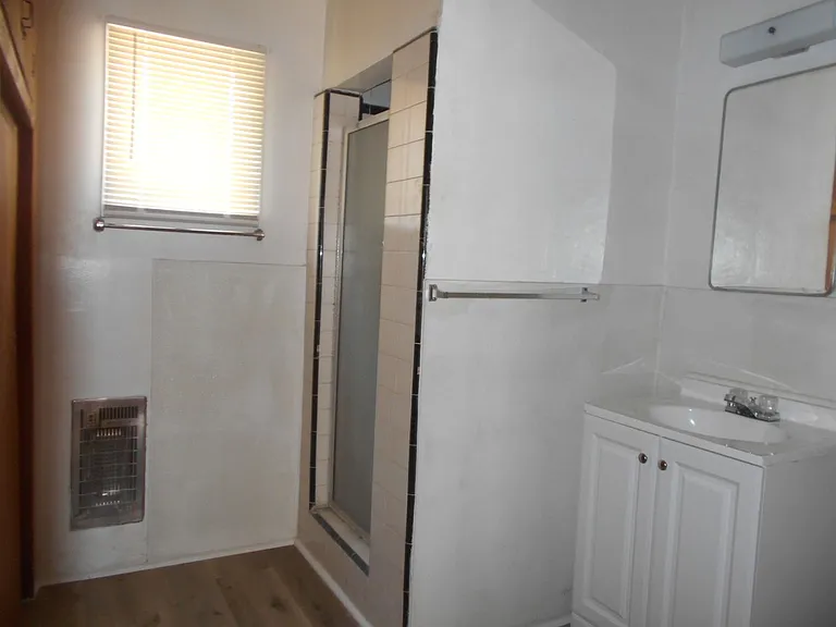 1520 Stewart Ave — Photo 3