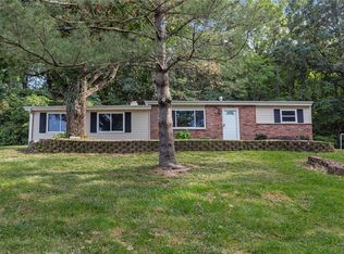 6508 Sunset Dr, High Ridge, MO 63049