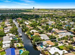 2524 Okeechobee Ln, Fort Lauderdale, FL 33312