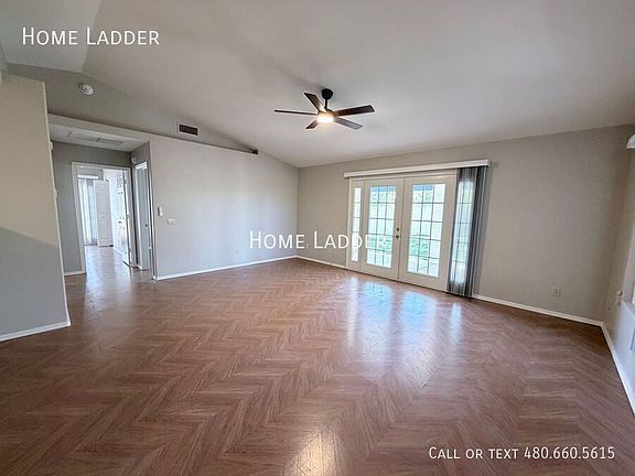 4th image of 1858 N Center Ave