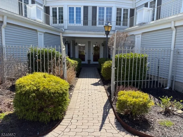 143 Terrace Dr, Chatham Twp., NJ 07928