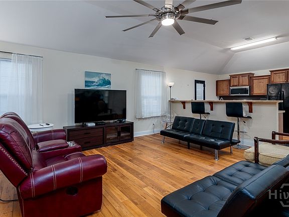 2nd image of 157 Stonebrook Way