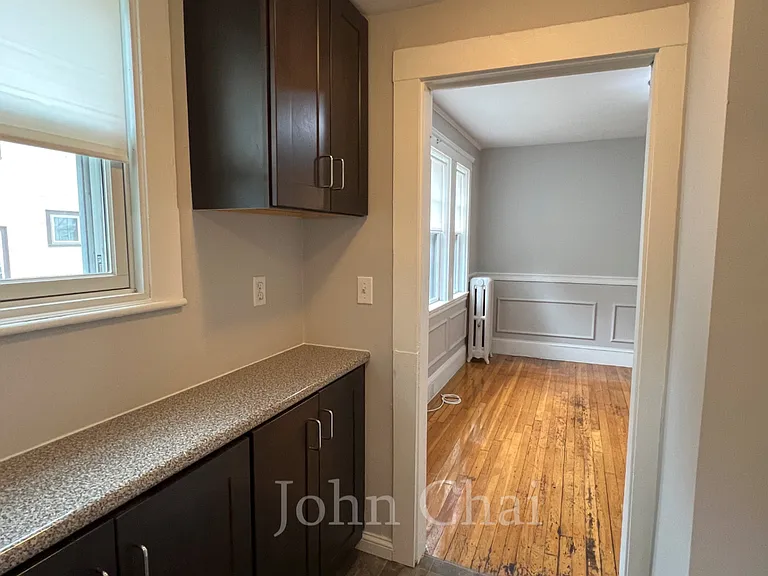 136 Arlington St #1 — Photo 12