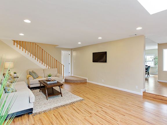 5th image of 474 Citrus Ave