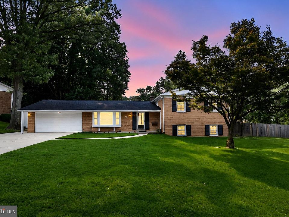 1st image of 13344 Foxhall Dr