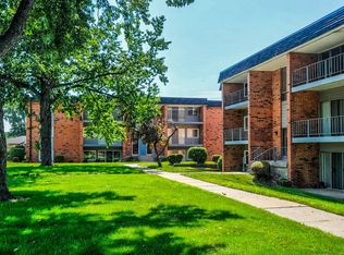 McLaughlin Apartments, Hammond, IN 46324