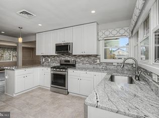 612 W Chesapeake Ave, Towson, MD 21204