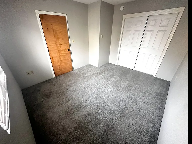 10 Thompson St #H — Photo 11
