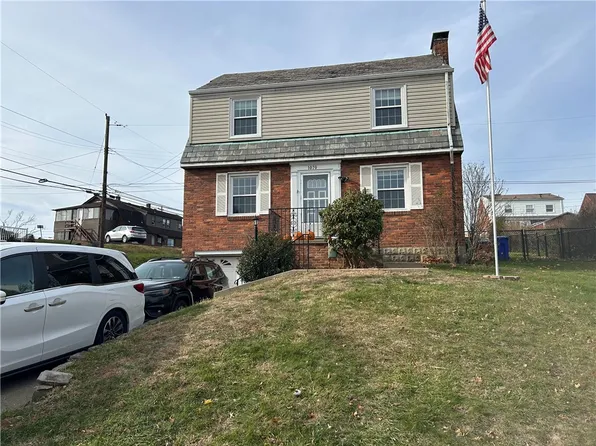 1070 Arbor Dr, Pittsburgh, PA 15220