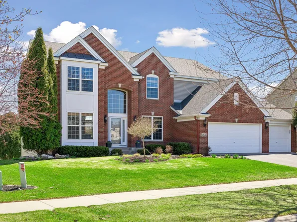 765 Ali Ln, Victoria, MN 55386