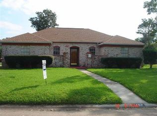 1107 Verna Dr, Nederland, TX 77627