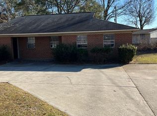 800 Robin Hood Trl, Statesboro, GA 30458