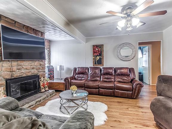 5th image of 2209 English Dr