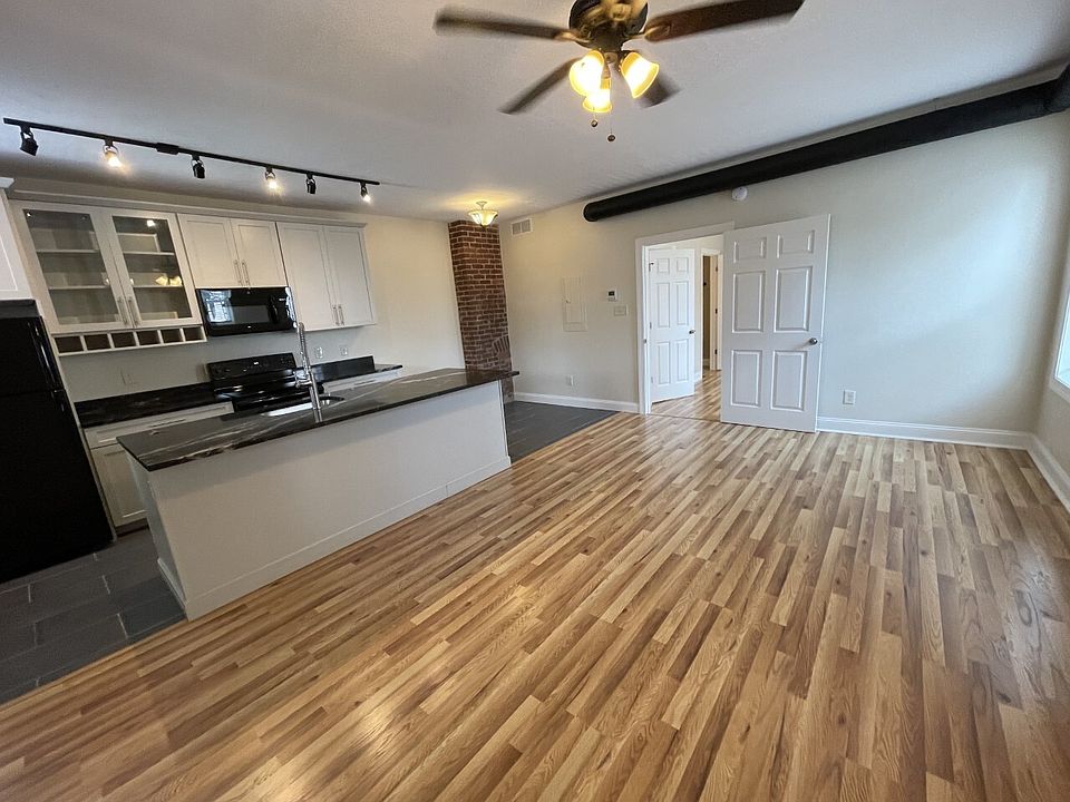 1st image of 4924 Centre Ave #10889441
