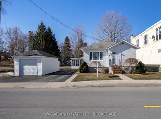 170 Robinson St, Greater Napanee, ON K7R 2S4