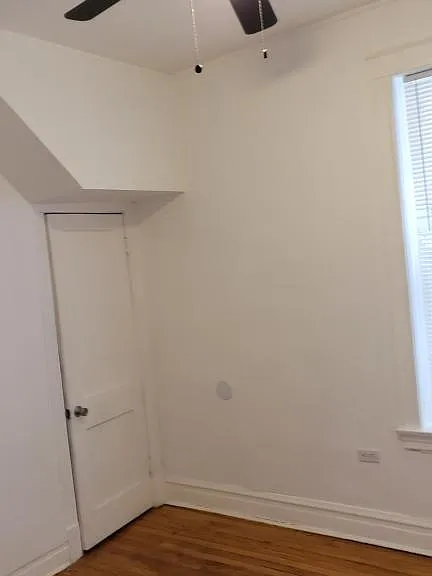 7833 S Burnham Ave — Photo 10