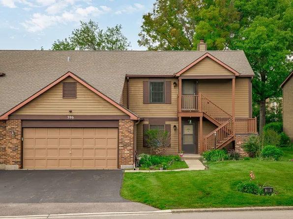 396 Sandhurst Cir APT 3, Glen Ellyn, IL 60137