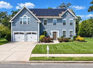 102 Julie Dr, Northfield, NJ 08225