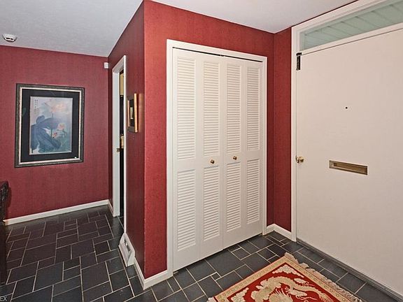 2nd image of 30605 Winsor Dr