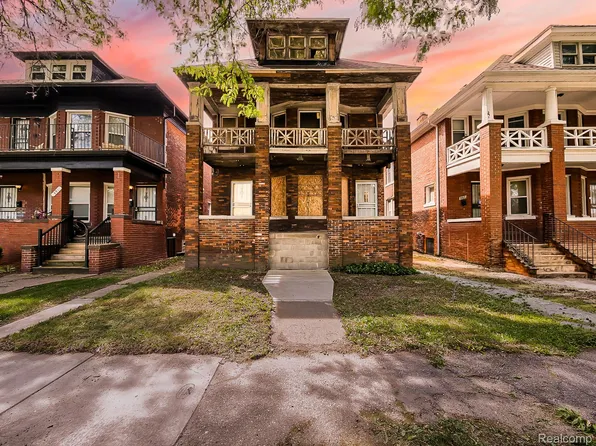 895 Blaine St, Detroit, MI 48202