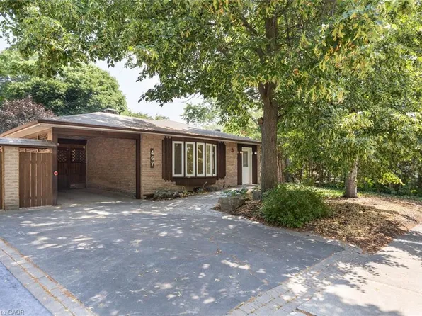 467 Anthony Dr, Oakville, ON L6J 2K6