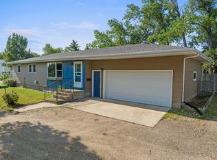 215 2nd Ave SW, Sawyer, ND 58781