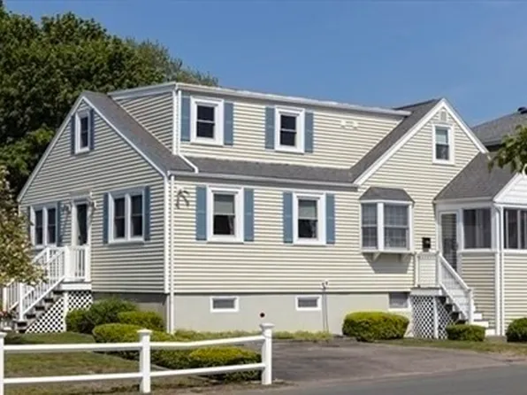 84 Newport Rd, Hull, MA 02045