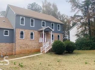 3685 Warwick Way, Snellville, GA
