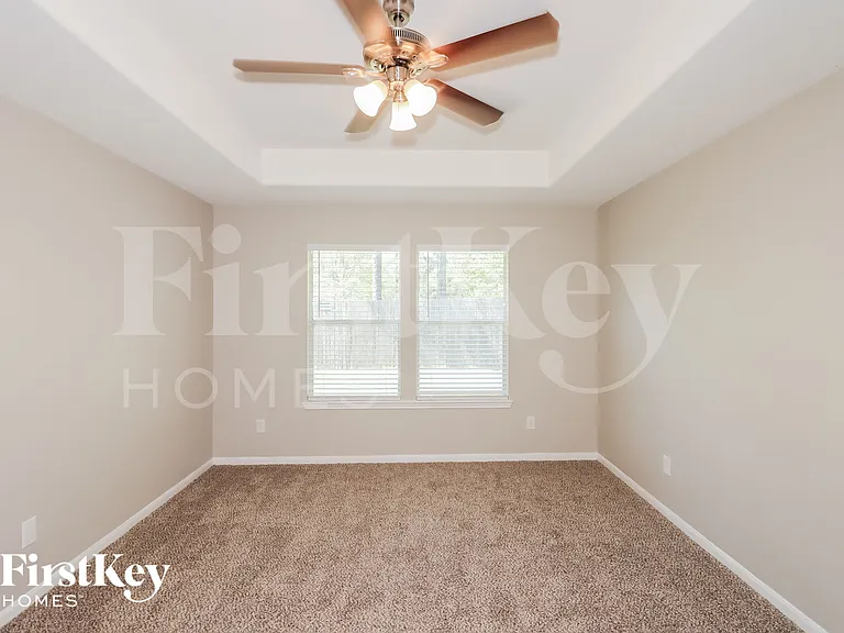 4515 Bridgevillage Dr #D — Photo 8