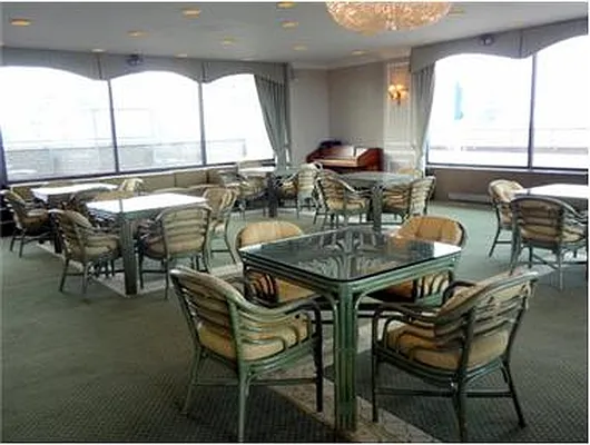 Sold by Douglas Elliman | media 24