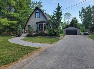 6803 Tonawanda Creek Rd, Lockport, NY 14094