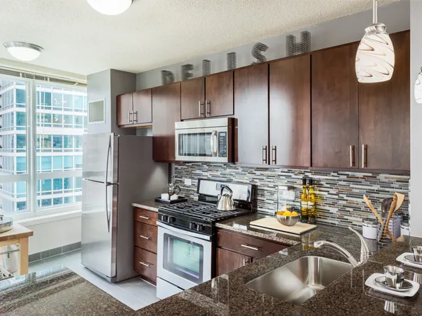 (undisclosed Address), Chicago, IL 60611