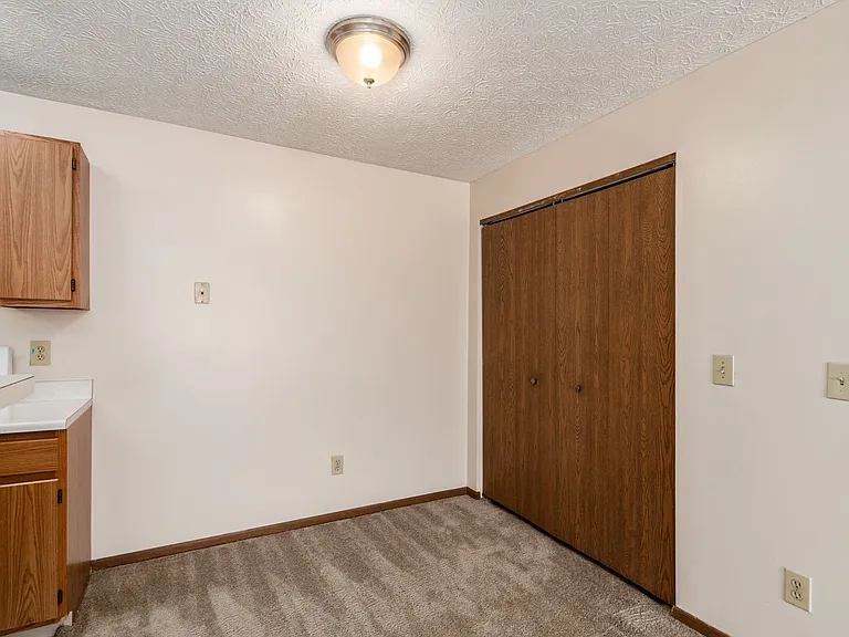 Bear Pointe — Photo 16