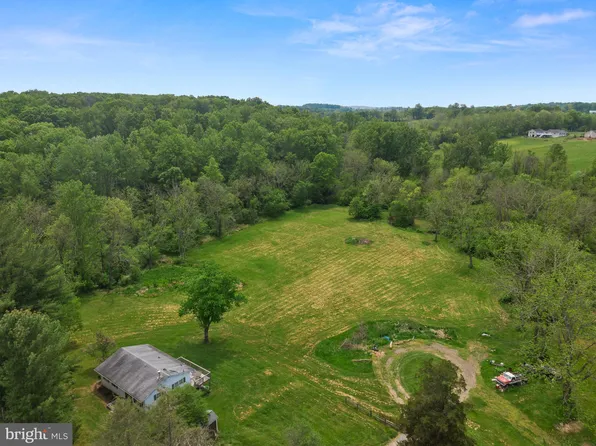 19281 Harmony Church Rd, Leesburg, VA 20175