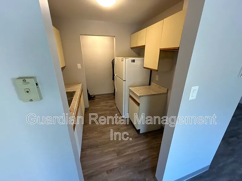 Building Photo - 117 Centennial Dr #5