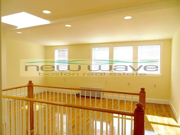 227 Newbury St #2 — Photo 4