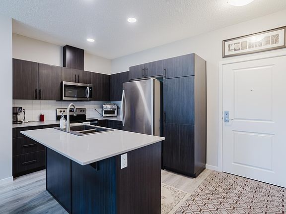 3rd image of 1818 Rutherford Rd SW #152