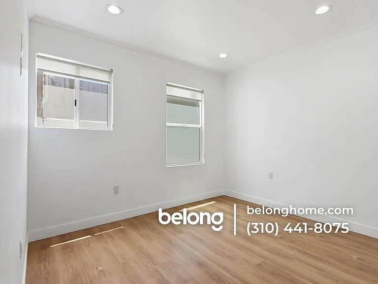 1702 W 43rd St — Photo 10