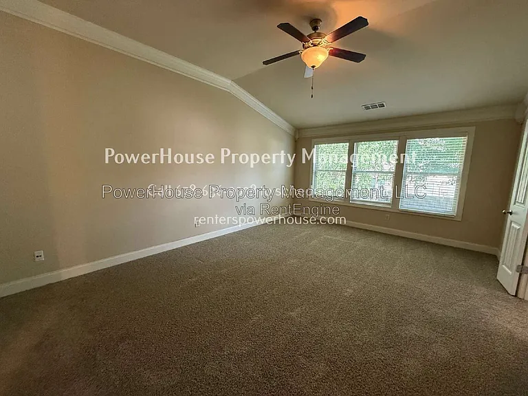 1045 Township Cir — Photo 26