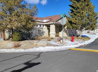 10415 Summershade Ln, Reno, NV 89521