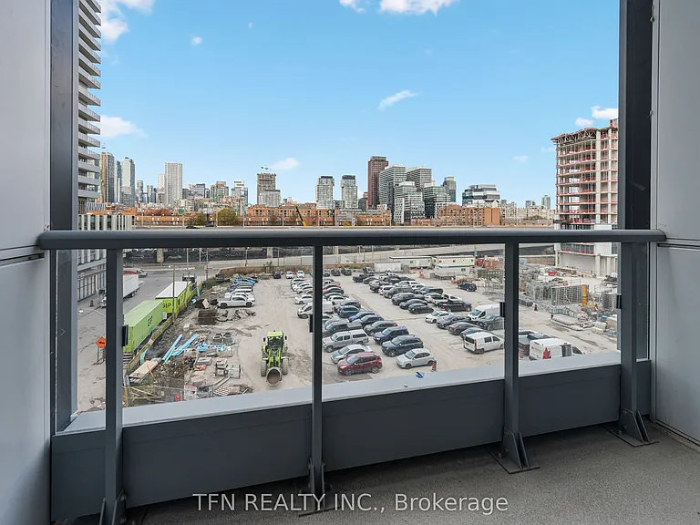 15 Richardson St #432 — Photo 12