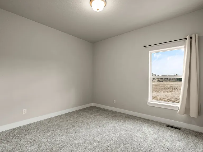 16353 Cattle Creek Ct — Photo 9