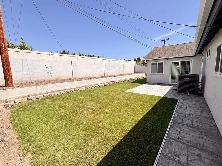 16542 Fountain Ln — Photo 38