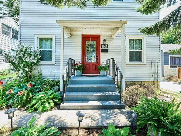 13 Windsor Ave, Ajax, ON L1S 2A8