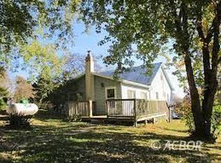 18302 Hunter Rd, Glouster, OH 45732