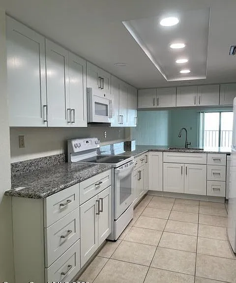 3220 River Villa Way #142 — Photo 6