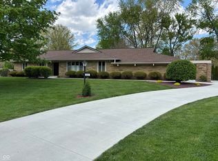 616 Elbow Bend Blvd, Greenwood, IN 46142