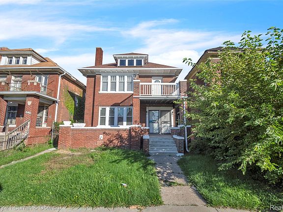 2nd image of 2274 Taylor St