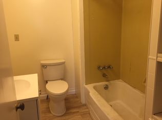 54 North St APT 2, Waterville, ME 04901